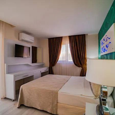 Sunbird فندق 3*